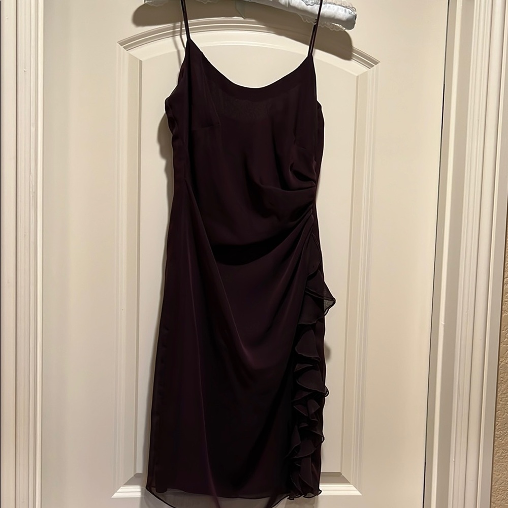Elegant Purple Midi Slip Dress with Spaghetti Straps for Night Out
